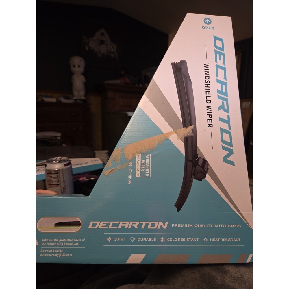 Brand new xc90 windshield wiper